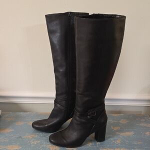 Antonio Melani Black Leather Heeled Boots